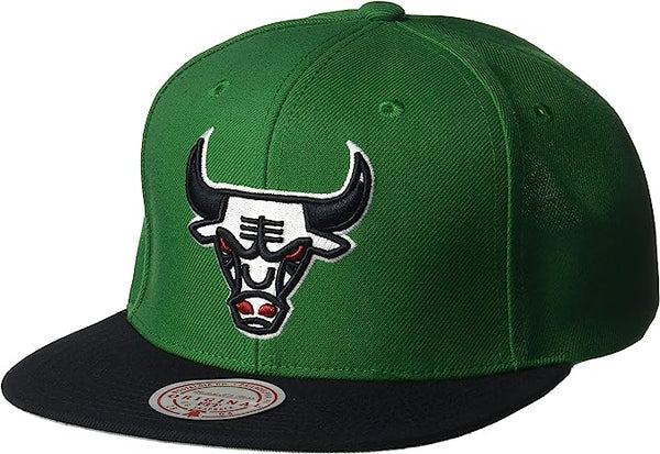 Mitchell & Ness Chicago Bulls Core Basic Green/Black Snapback