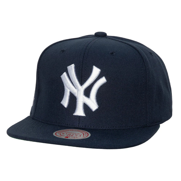 Mitchell & Ness New York Yankees Evergreen Snapback Navy Blue