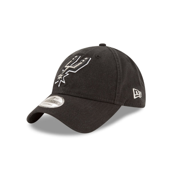 1 New Era San Antonio Spurs Core Classic 9TWENTY Adjustable Strapback Black Hat